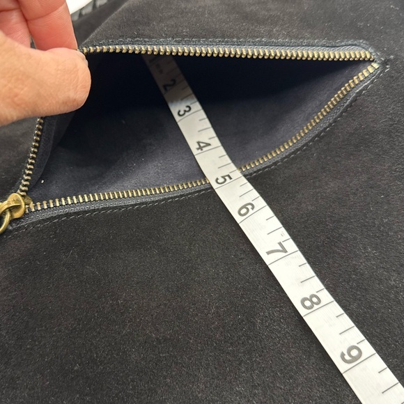 LAGGO ANIMAL PRINT HOBO SHOULDER BAG - Picture 8 of 11